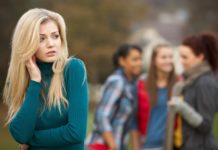 С помощью простых вопросов можно узнать зависите ли вы от мнения других людей