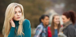 С помощью простых вопросов можно узнать зависите ли вы от мнения других людей