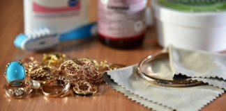 4 эффективных средства для очистки золотых украшений