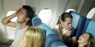 Ситуации в самолётах, которые могут испортить впечатление от перелёта