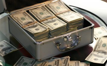 Тест-анаграмма: разгадайте словосочетание, имеющее отношение к деньгам