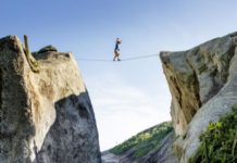 Тест: выберите дверь и узнайте о силе своего инстинкта самосохранения