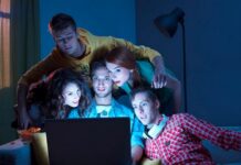 Подборка фильмов для просмотра онлайн