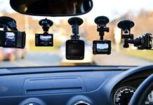 Какие гаджеты можно приобрести в машину?