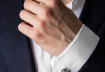 Серебряные запонки: скромная элегантность