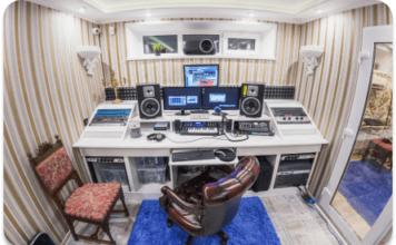 Песня на заказ: идеальный подарок