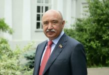 Чем известен Ильшат Гафуров?