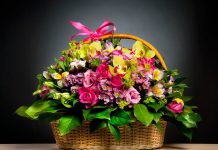 Корзина цветов: роскошный подарок в честь особого случая