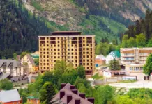 Где остановиться в Домбае?