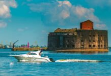 Морские прогулки по фортам Кронштадта